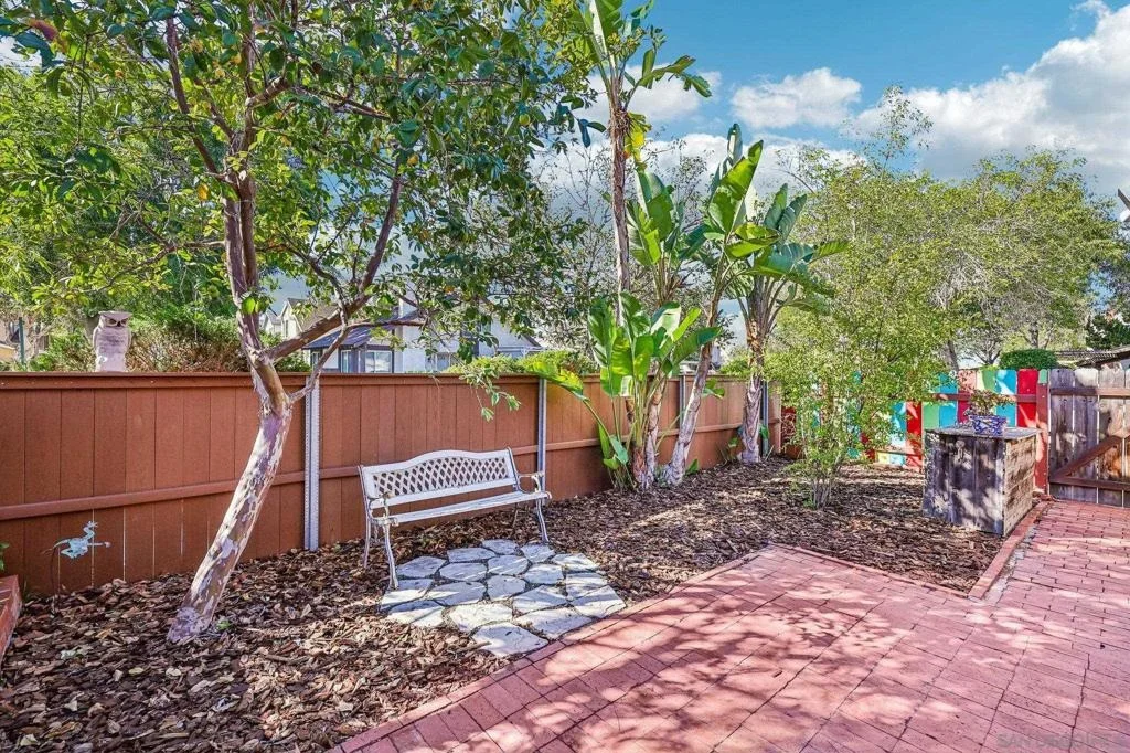 Photo of 10664 Escobar