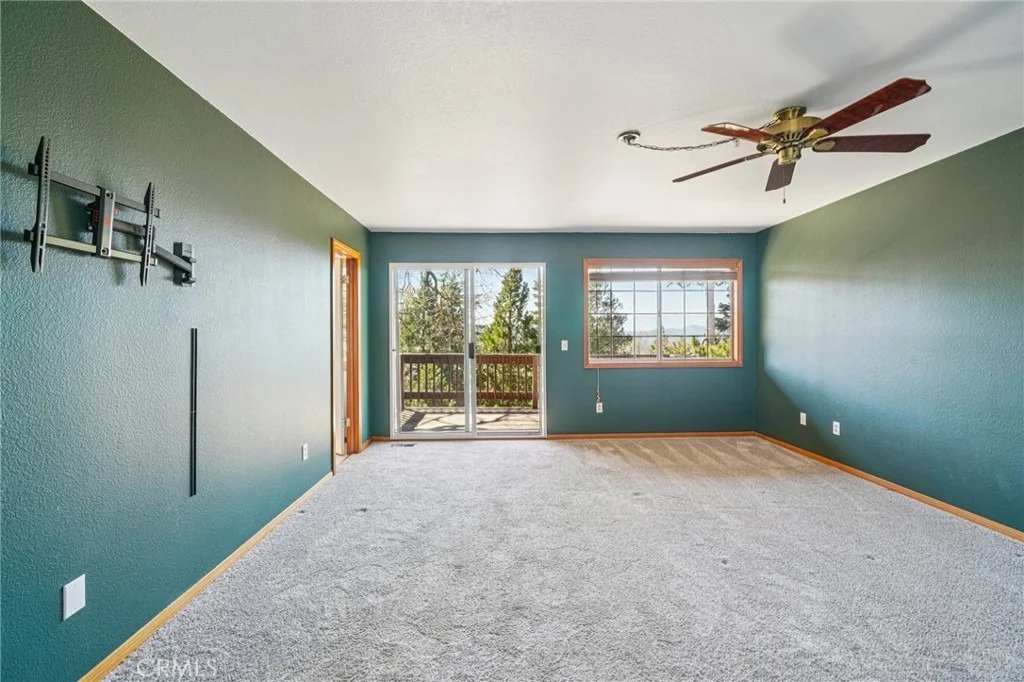 Photo of 25274 North Road