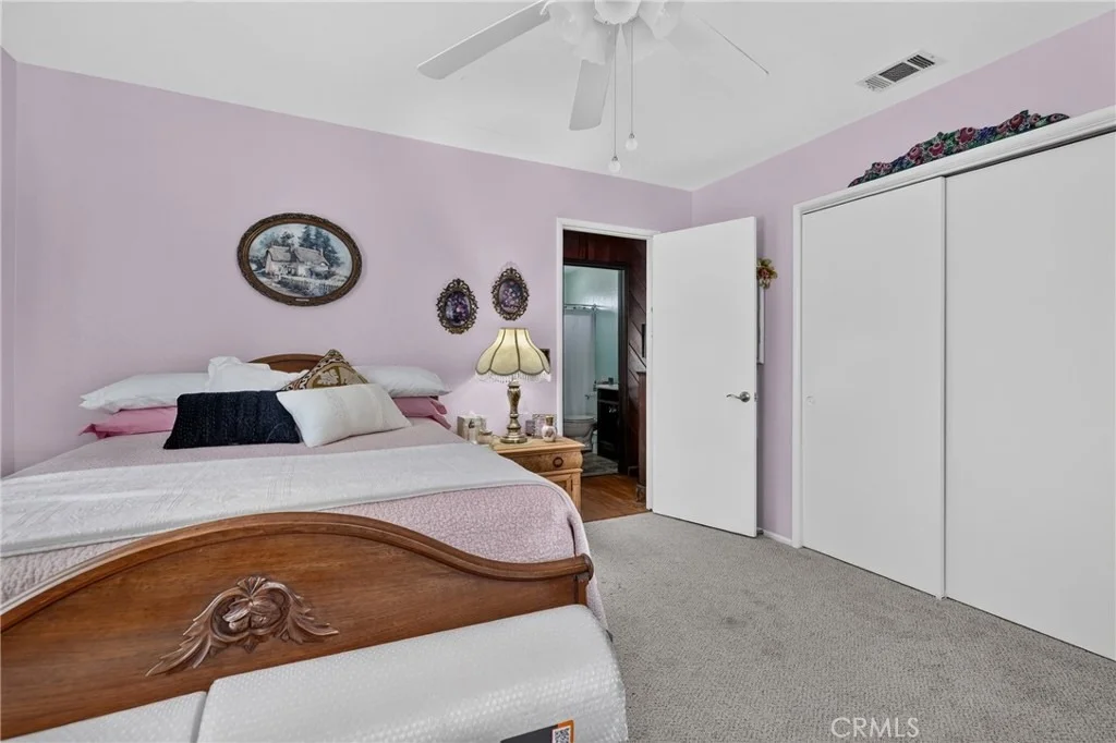Photo of 1127 Yukon
