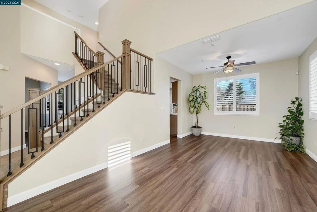 Photo of 738 Marsh Pl