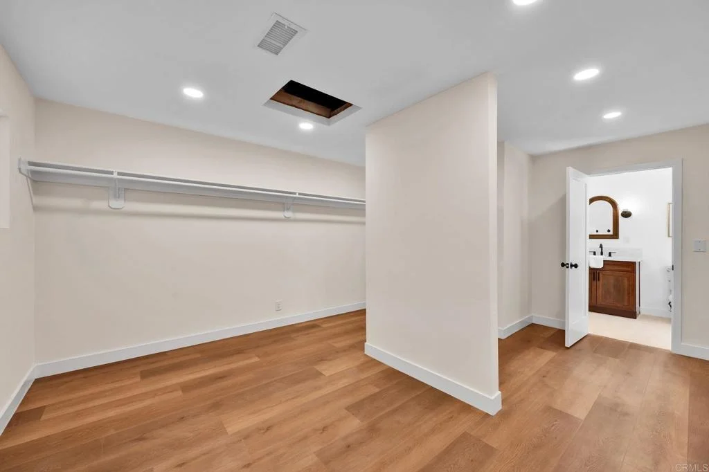 Photo of 3131 Summit Drive