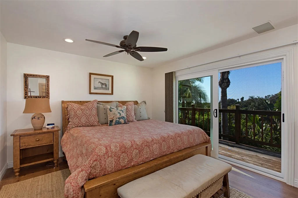 Photo of 837 Sunset Drive