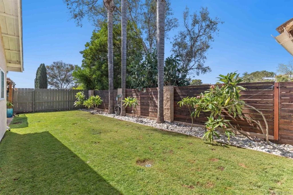 Photo of 3037 Camarillo Ave.