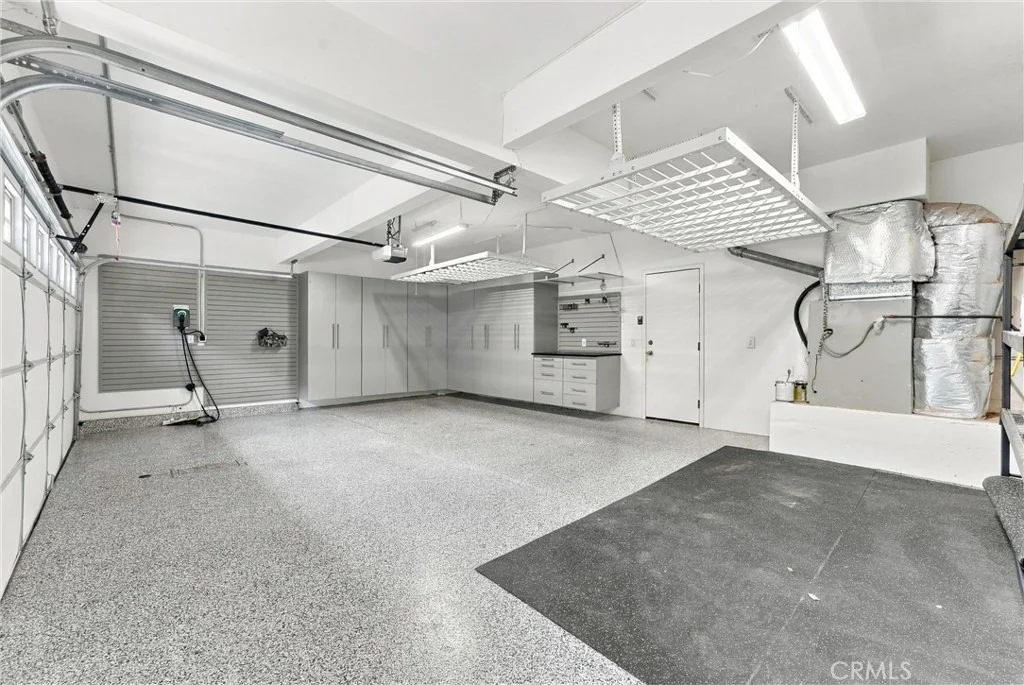 Photo of 6226 E Cliffway Drive