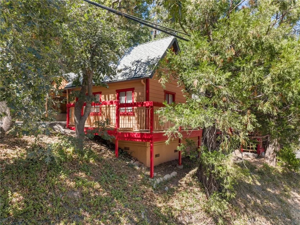 Photo of 23898 Springwater