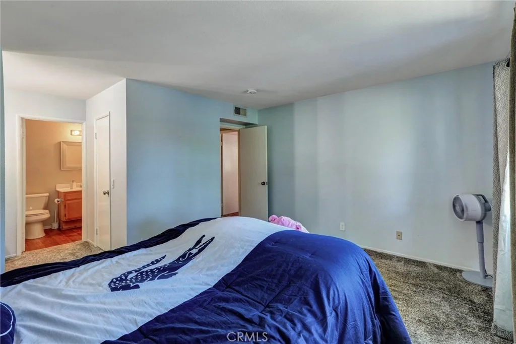 Photo of Unit 4 at 6543 Stoney View