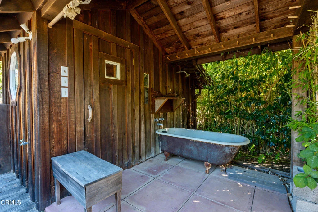Photo of 28580 Comptche Ukiah Road