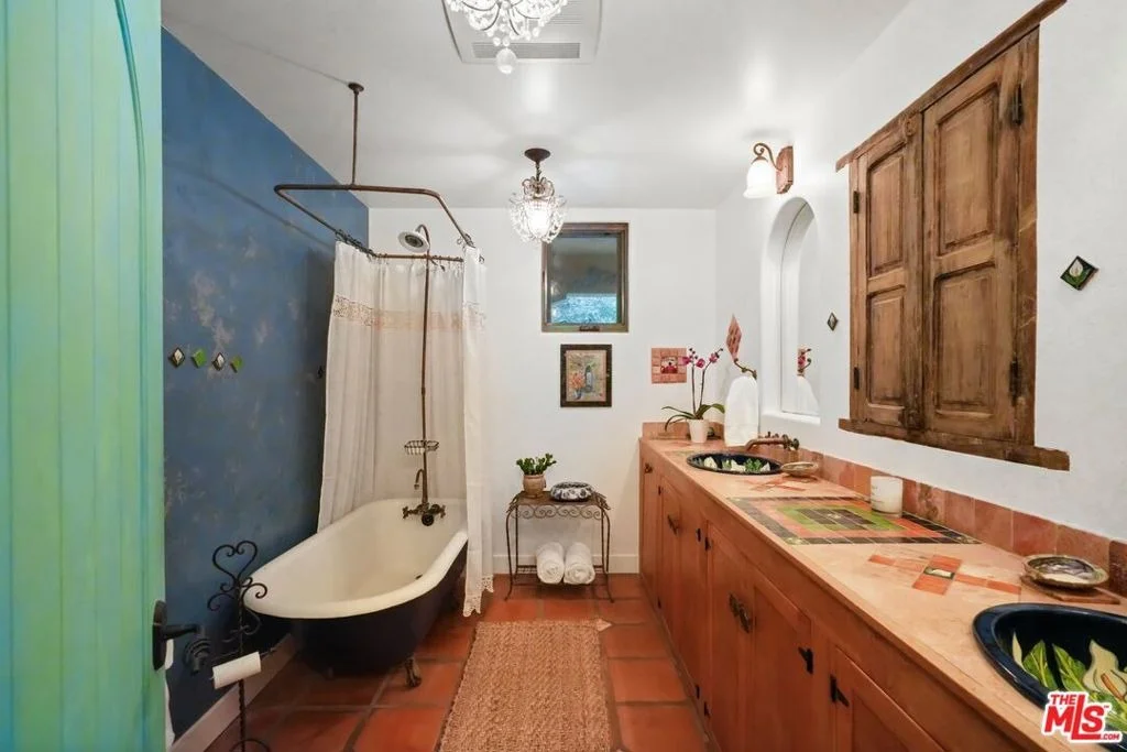 Photo of 754 Basin Drive