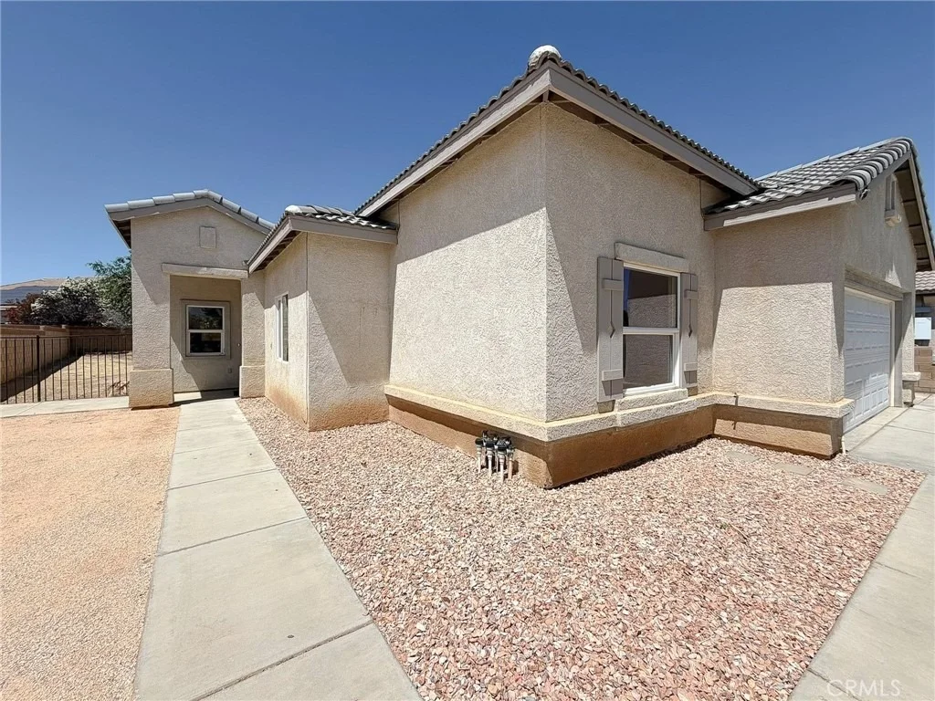 Photo of 44115 Greentree Court