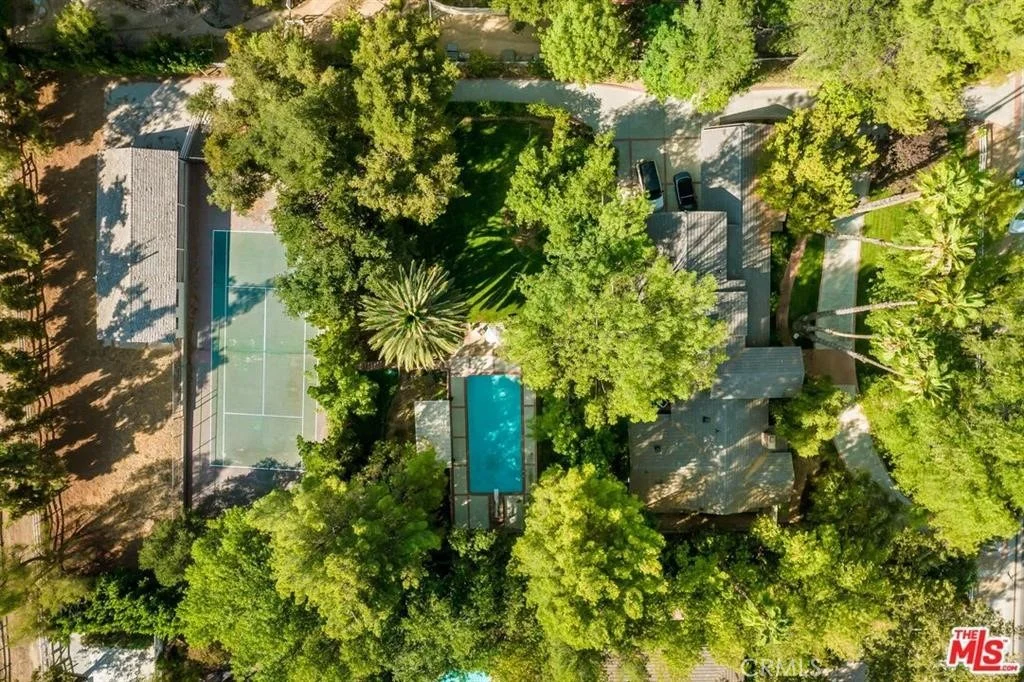 Photo of 5255 ROUND MEADOW Road
