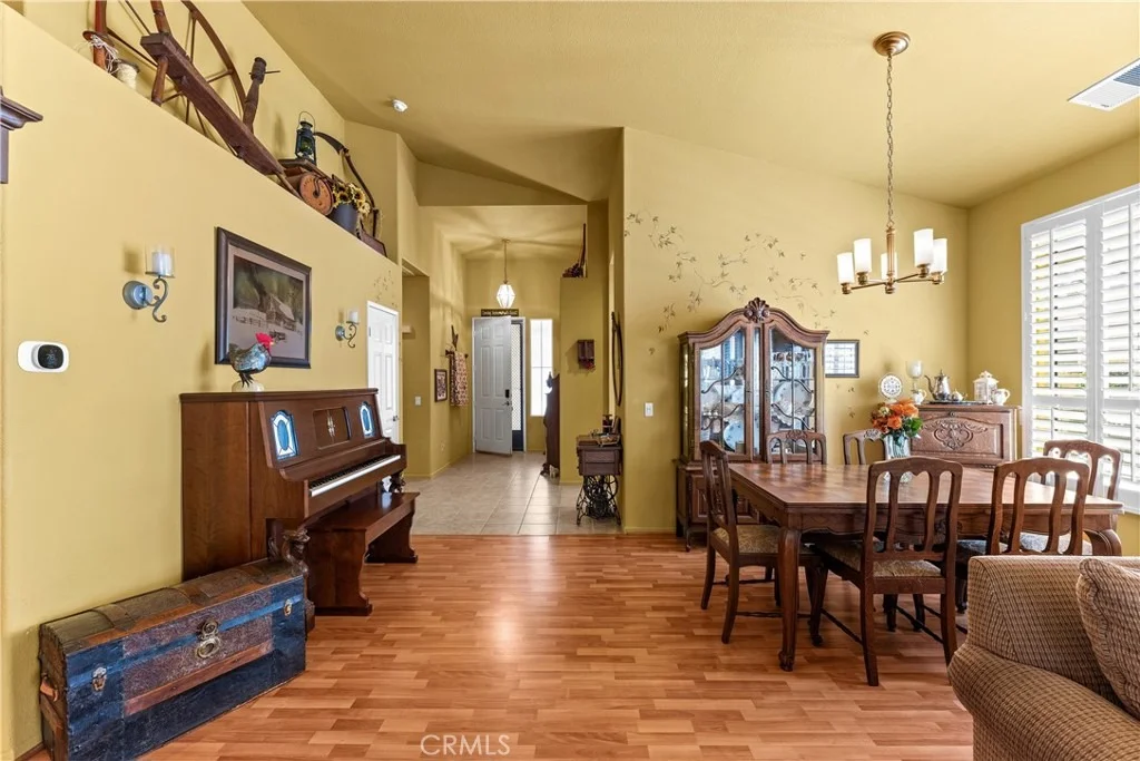Photo of 40145 Colony