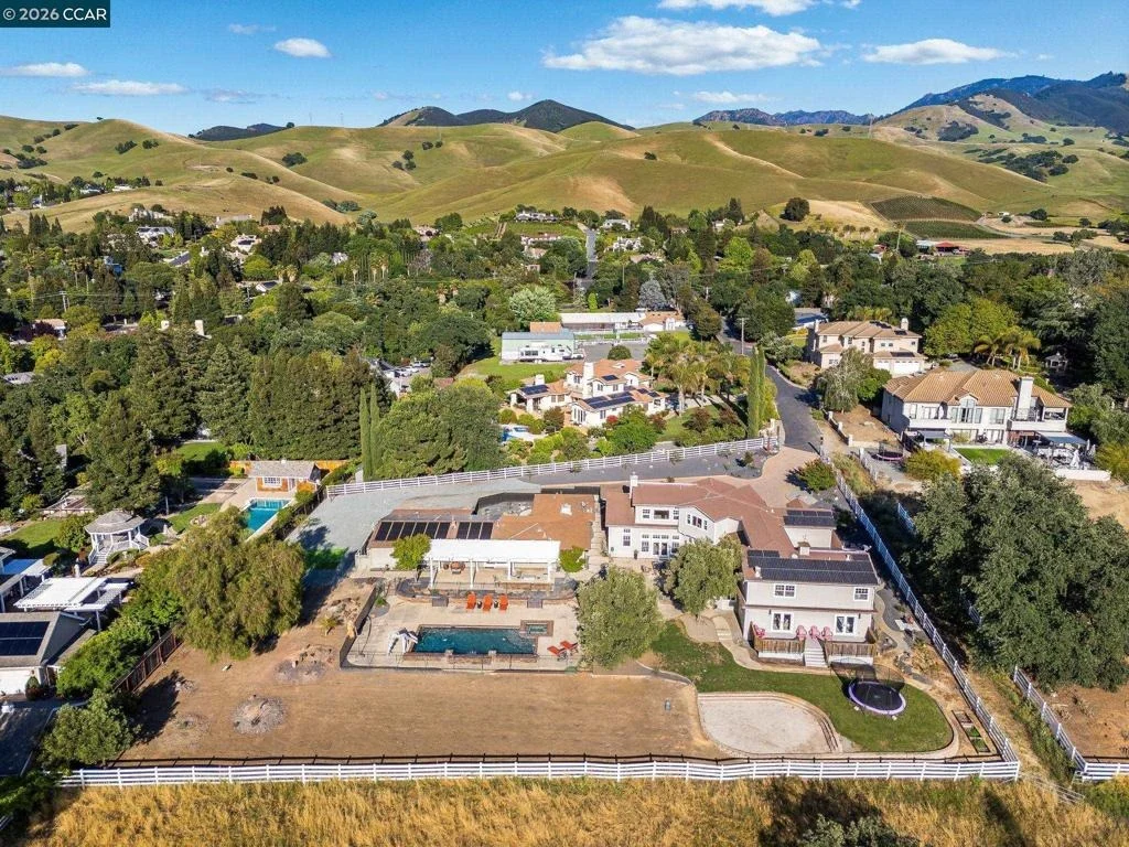 Photo of 2050 Shell Ridge Trl