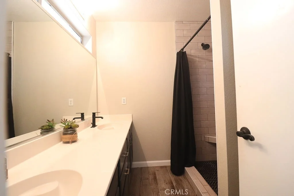 Photo of 1330 Santa Fe Circle