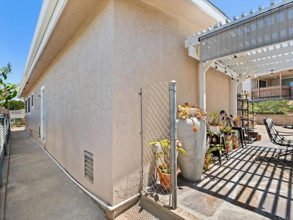 Photo of 7921 Cinnabar Drive