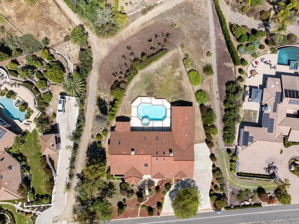 Photo of 17648 Valle Verde Rd