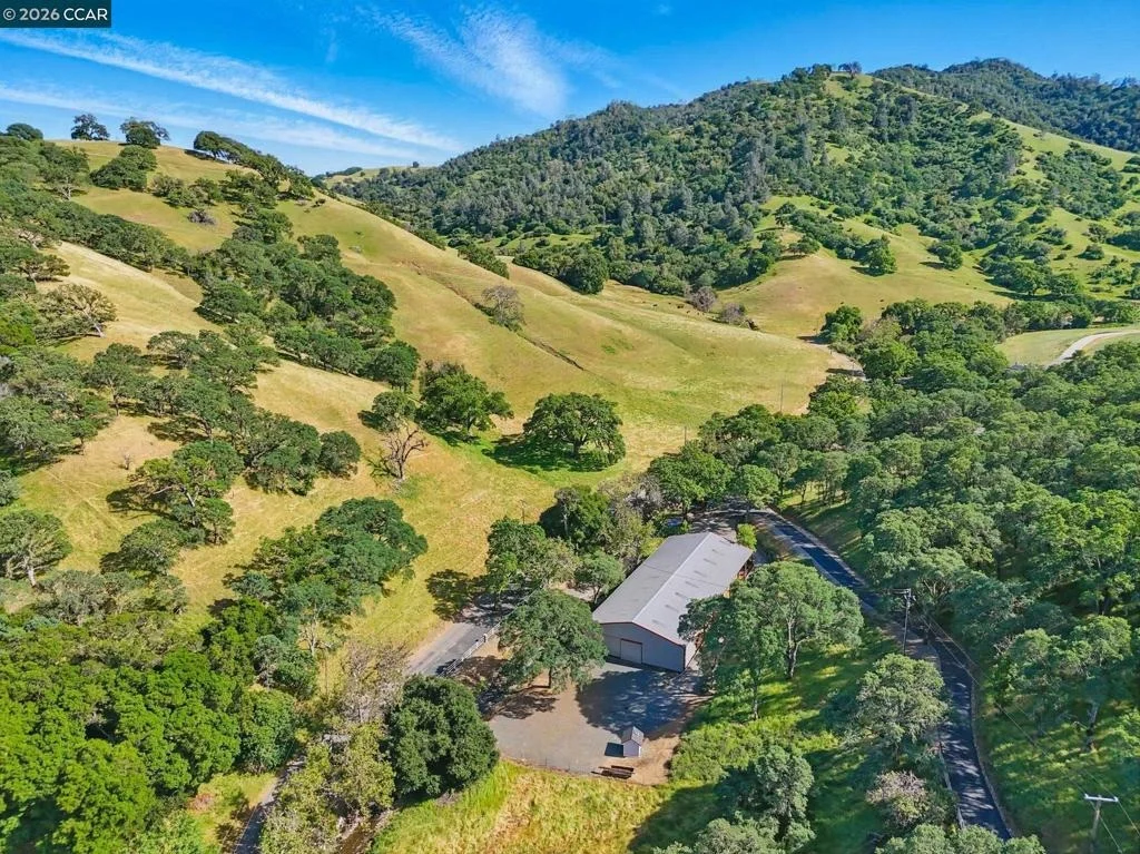 Photo of 2000 Curry Canyon Rd
