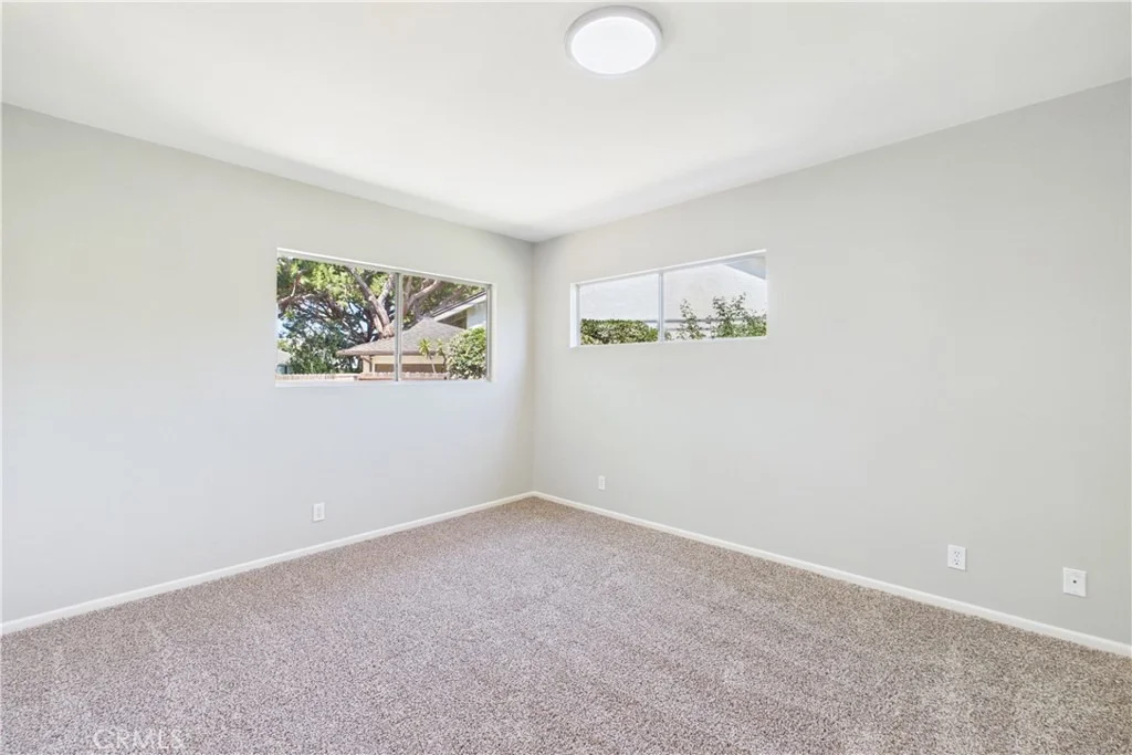 Photo of 1902 Lees Avenue