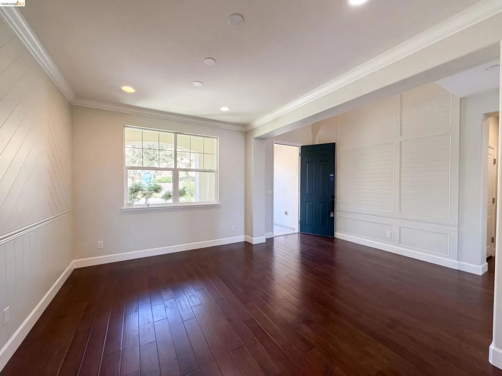 Photo of 2359 Hancock Dr