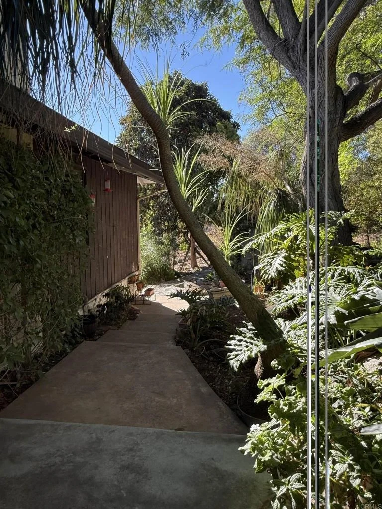 Photo of 1854 Grove Road