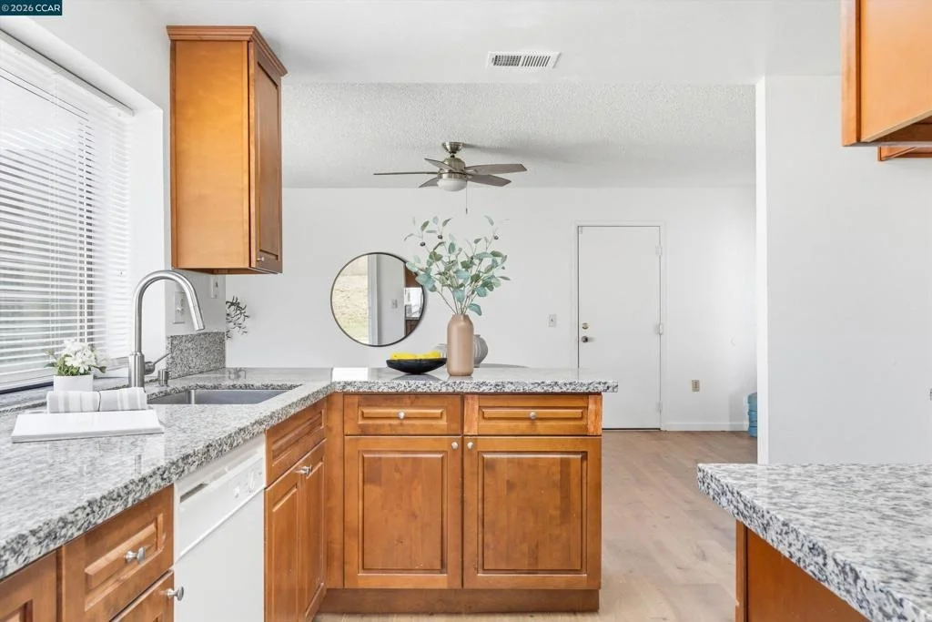 Photo of 3167 Osuna Way