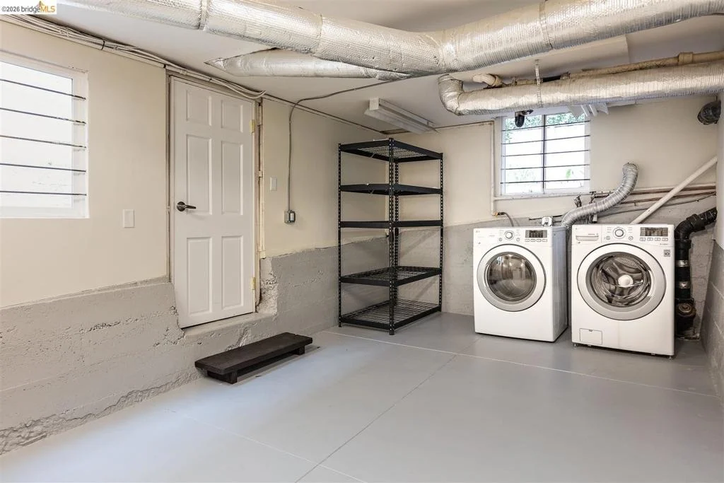 Photo of 355 Arlington Ave