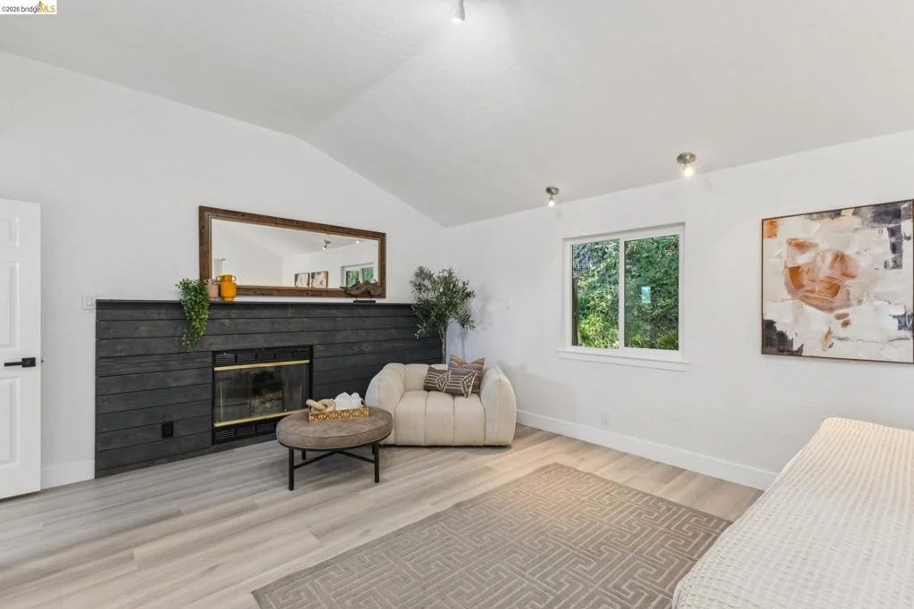 Photo of 6756 Snake Road