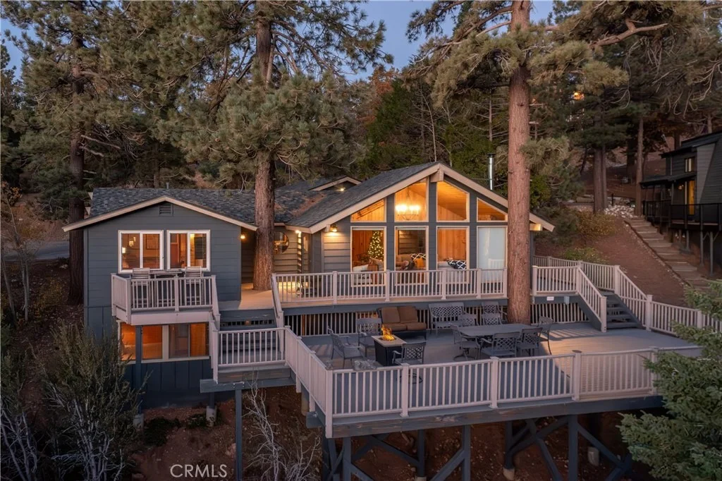 Photo of 43939 Yosemite Drive
