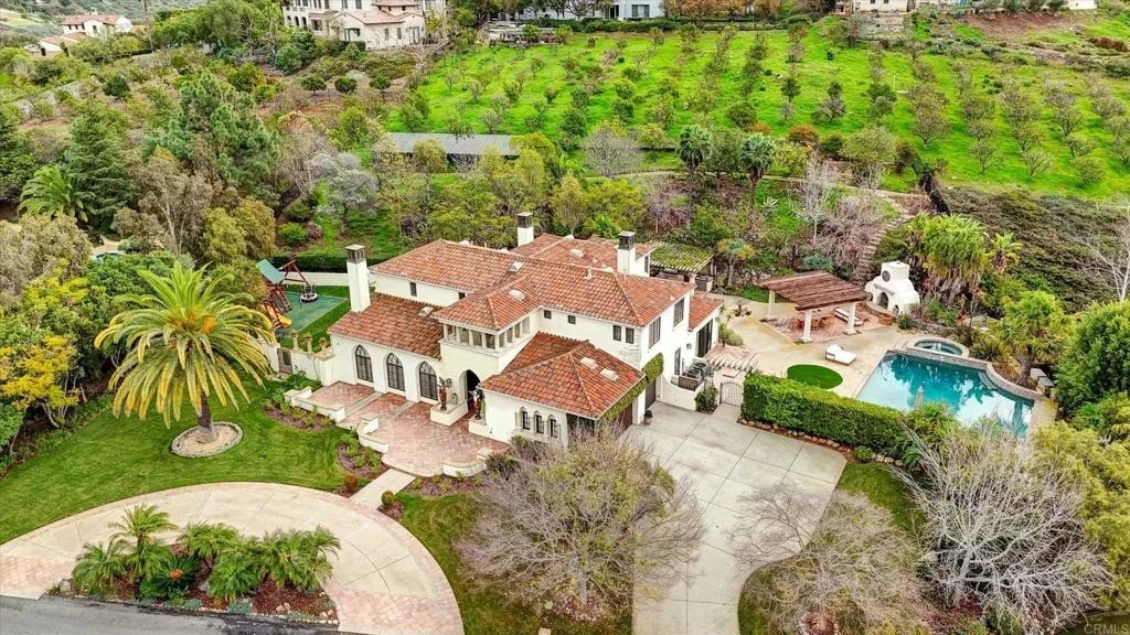 Photo of 17839 La Amapola