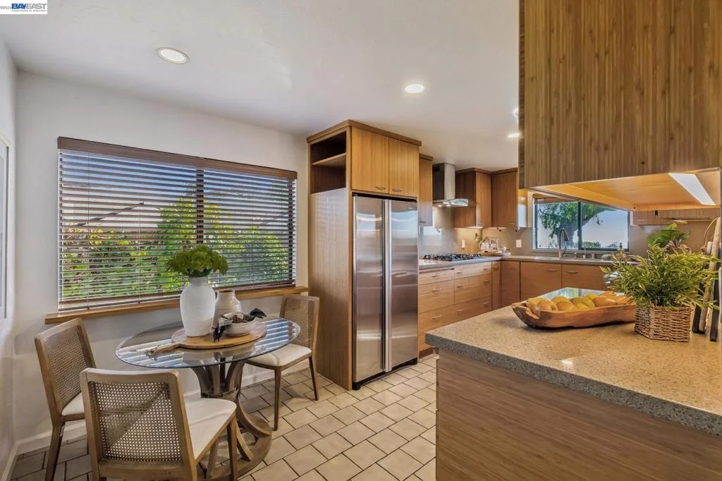 Photo of 5624 Greenridge Rd
