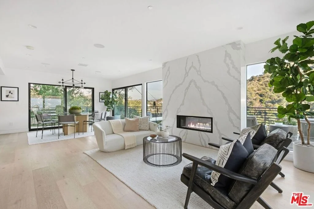 Photo of 8509 Crescent Drive