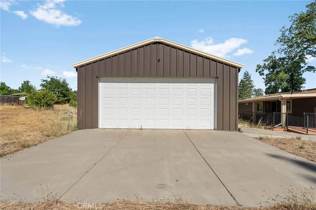 Photo of 5492 Edgewood Lane