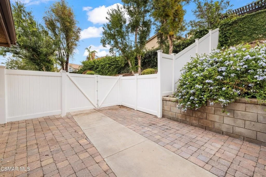 Photo of 1909 Bentley Place
