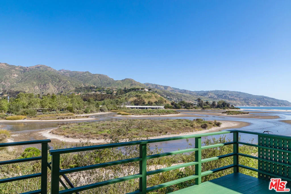 Photo of 23441 Malibu Colony Road