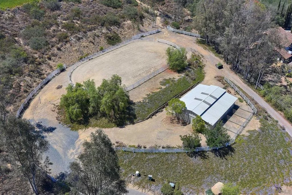 Photo of 18151 Old Coach Rd
