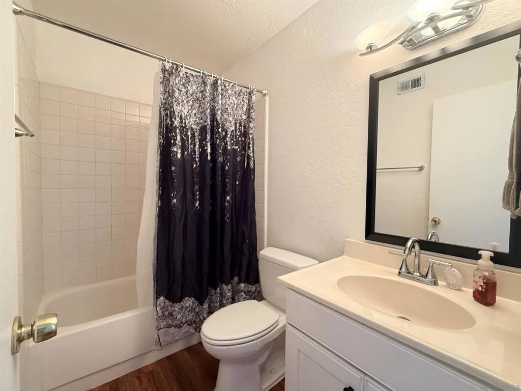 Photo of 8608 Reagan Cir N