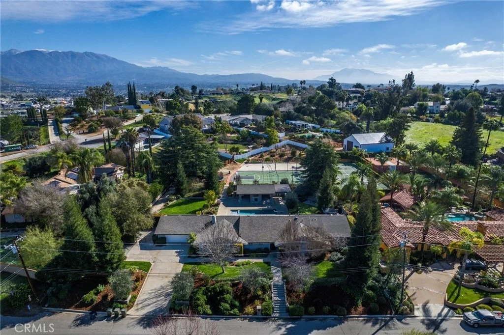 Photo of 12669 Valley View Lane