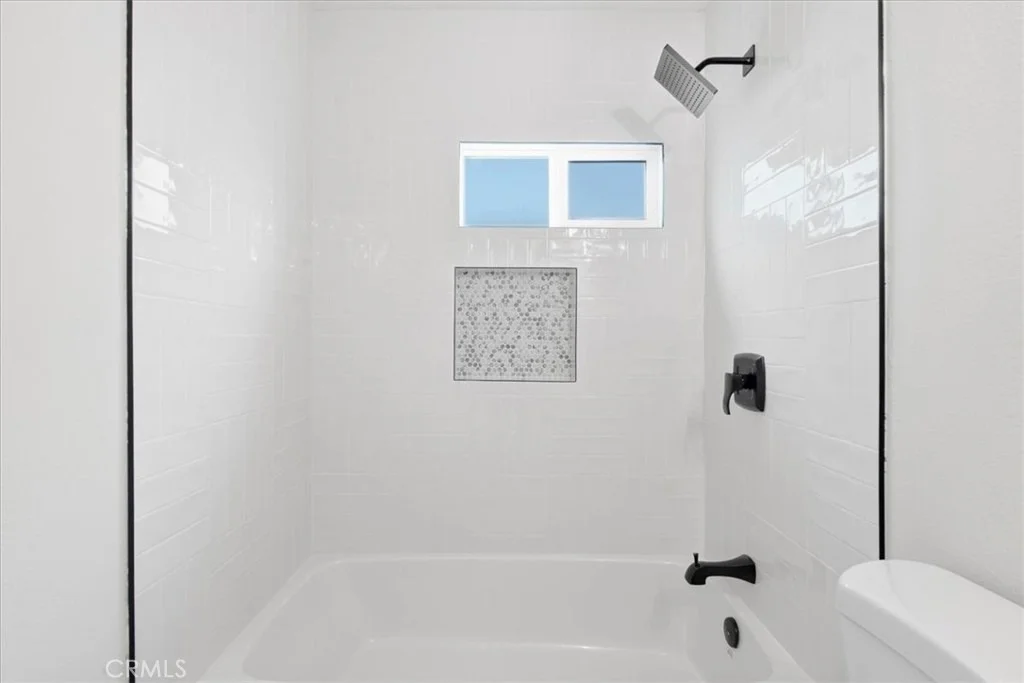 Photo of 7614 Tamarind