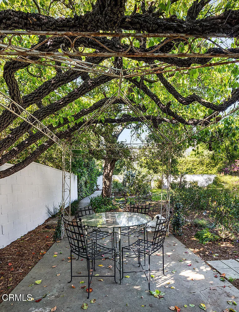 Photo of 1275 New York Drive