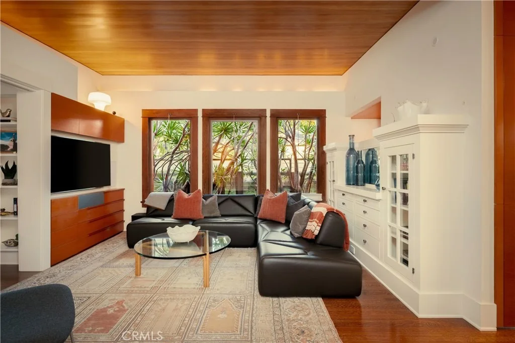 Photo of 542 Altair Place