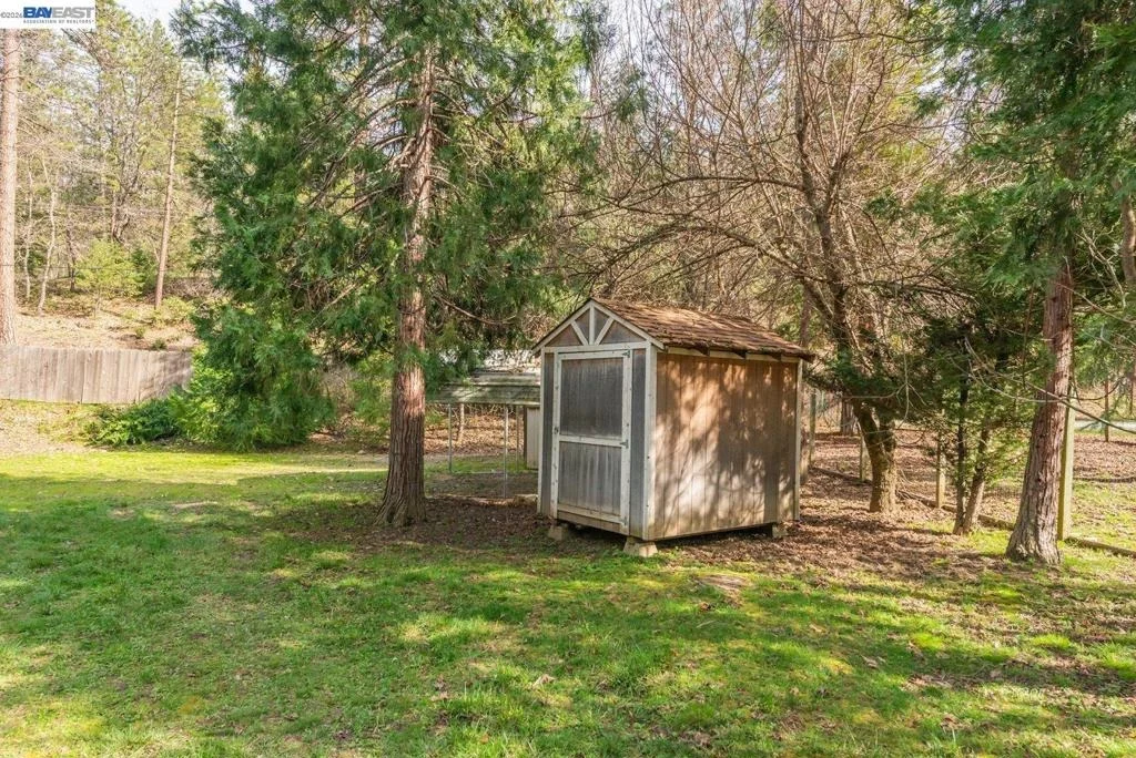 Photo of 376 Mountain View Dr.