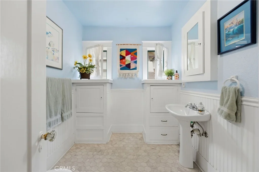 Photo of 4456 12th
