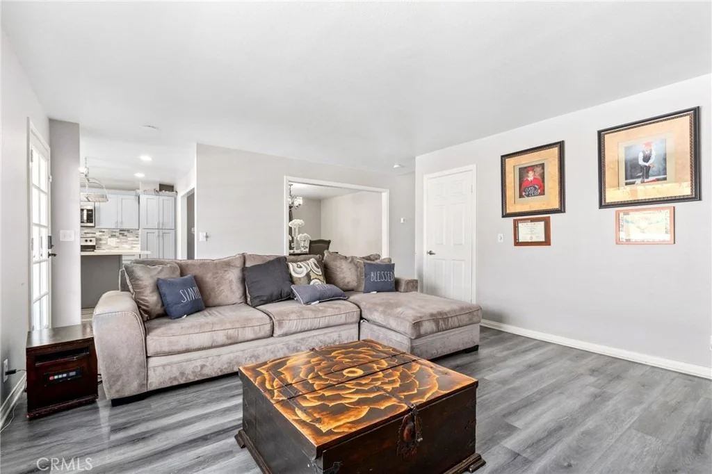 Photo of 22920 Green Pine