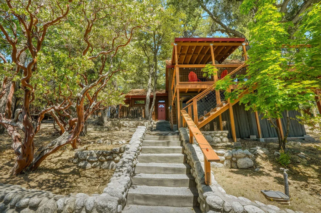 Photo of 24945 Marion Ridge Drive