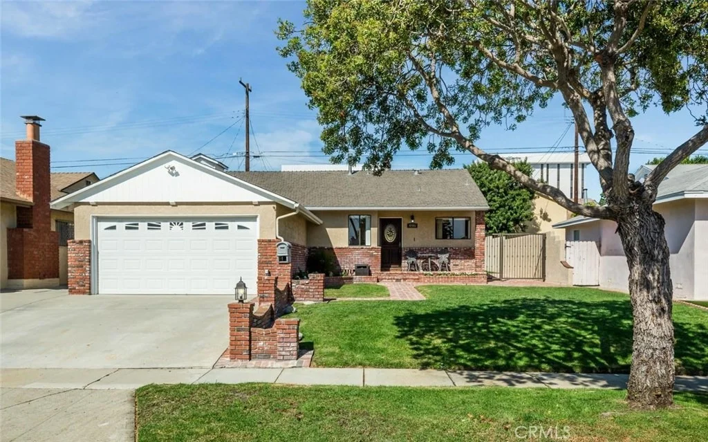 Photo of 4205 Scott Street