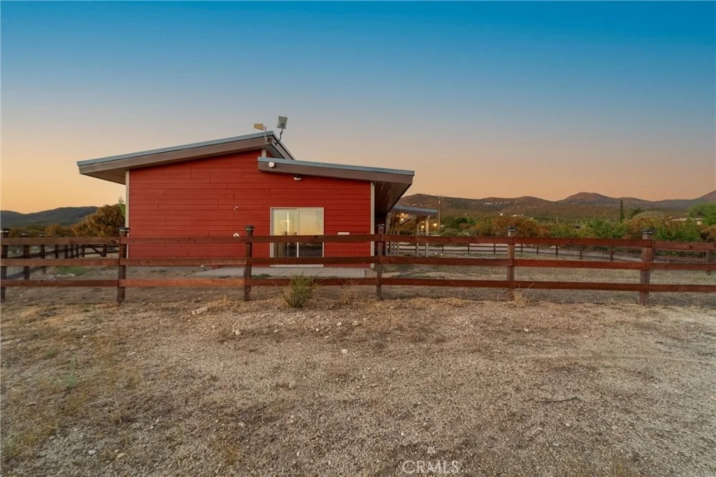 Photo of 37626 Cruces