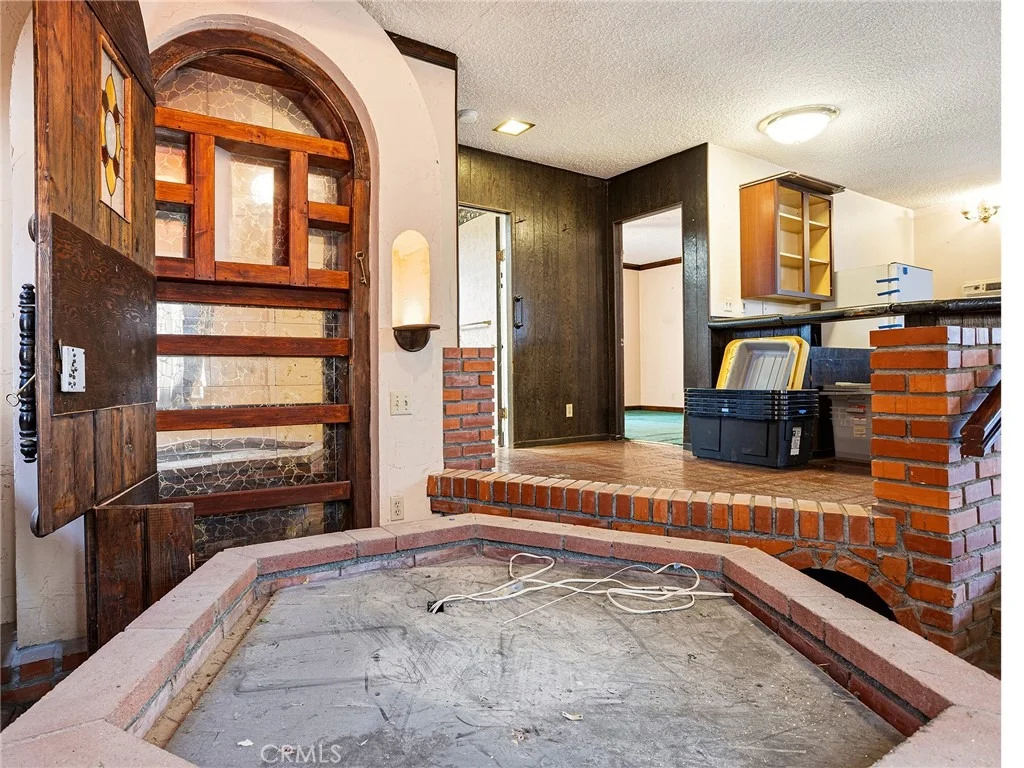 Photo of 836 N Parish Place