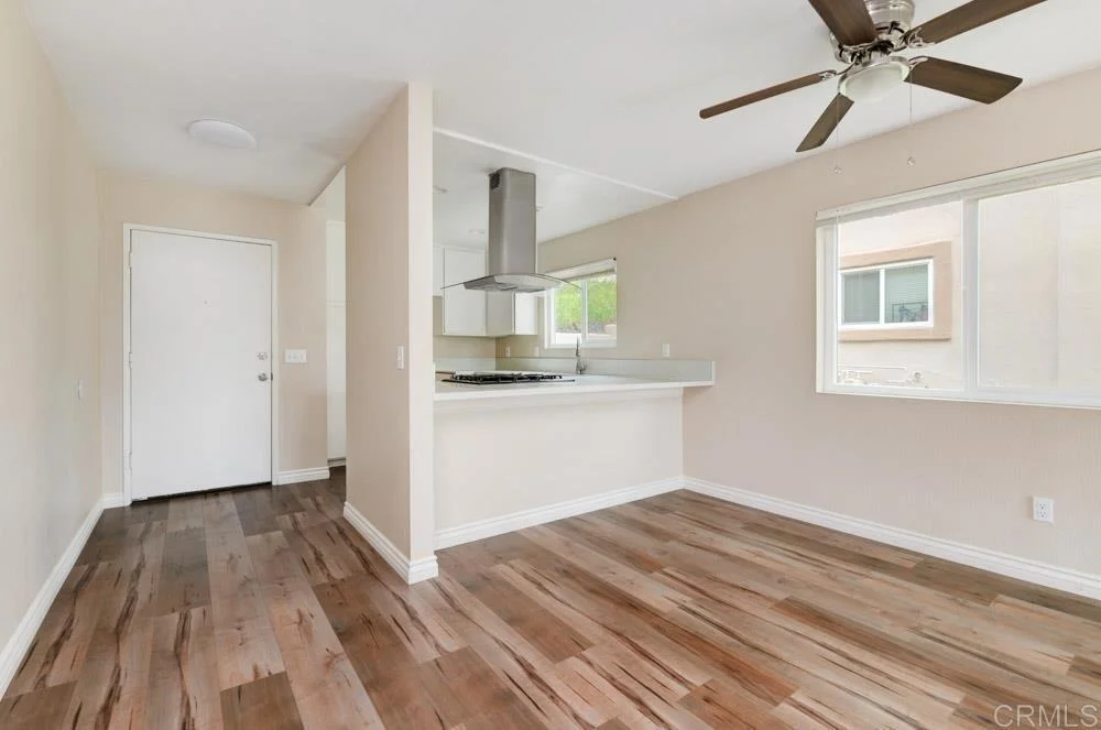 Photo of Unit 7 at 32024 Del Cielo Oeste