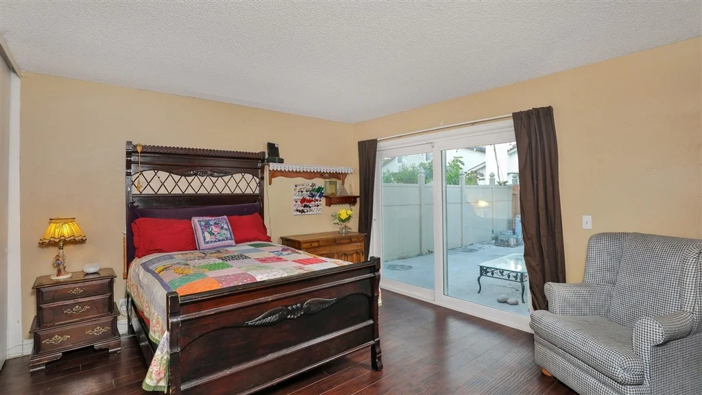 Photo of 10110 Cliffside Pl