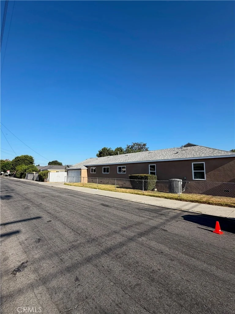 Photo of 701 N Willow Avenue