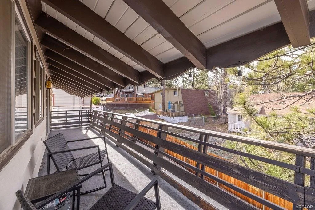 Photo of 40348 Cliff Lane